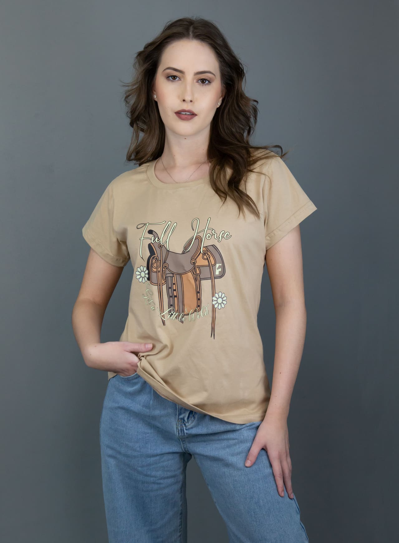 Camiseta Tradicional Feminina - Bege Cel